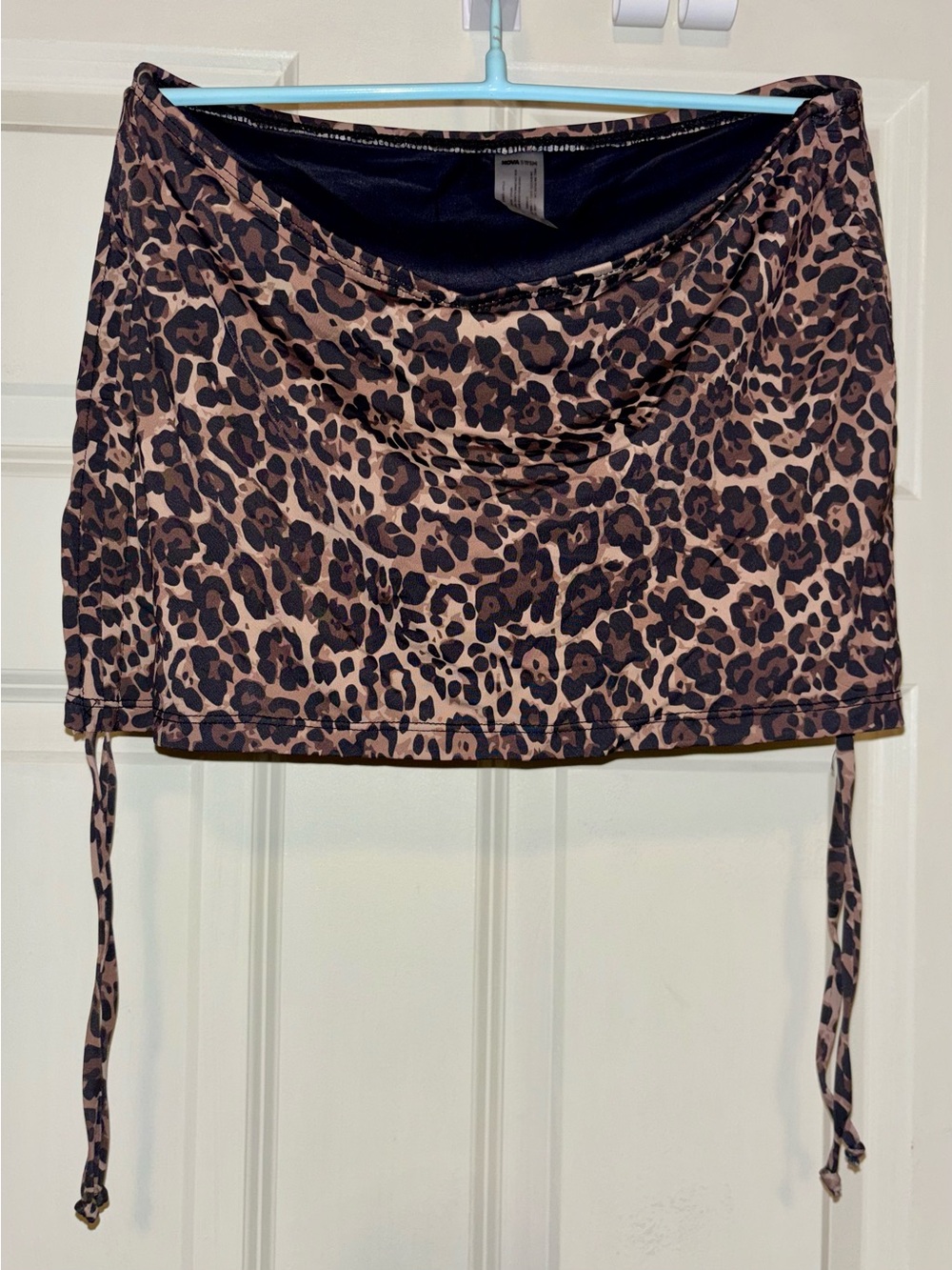 Fashion Nova Leopard Print Bikini Set - Picture 4 of 6